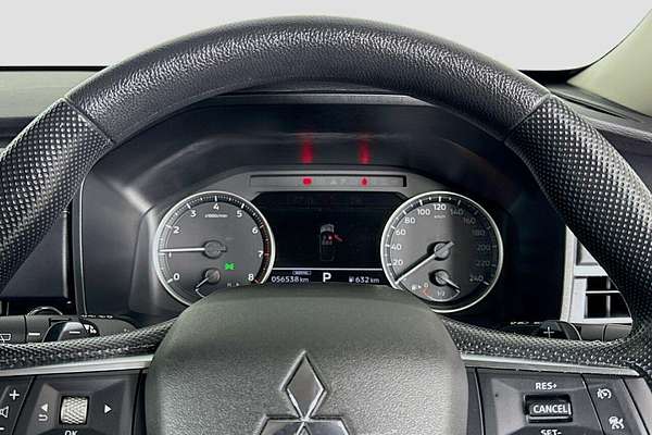 2024 Mitsubishi Outlander ES ZM