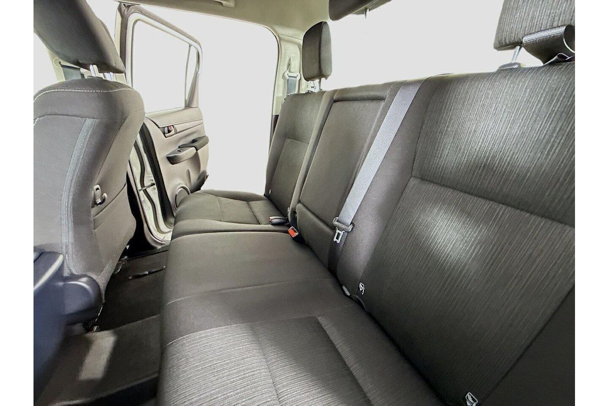2023 Toyota Hilux SR GUN126R 4X4