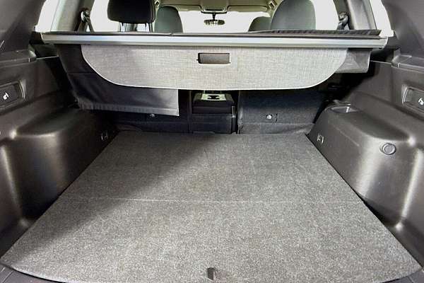 2024 Mitsubishi Outlander ES ZM