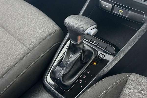 2022 Kia Stonic S YB