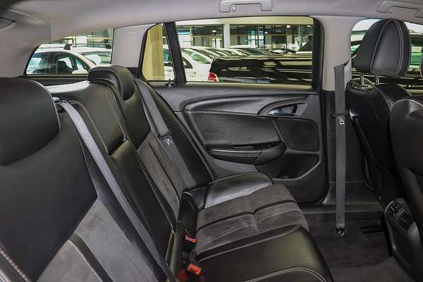 2016 Holden Commodore SV6 VF Series II