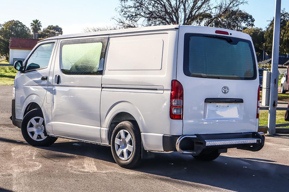 2016 Toyota Hiace KDH201R LWB
