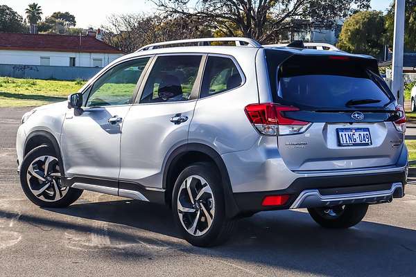 2025 Subaru Forester Hybrid S S5