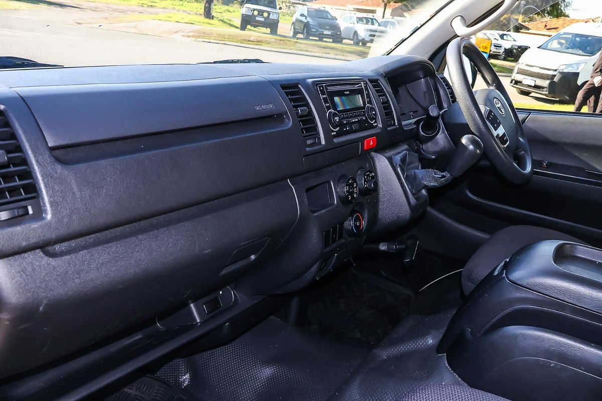 2016 Toyota Hiace KDH201R LWB