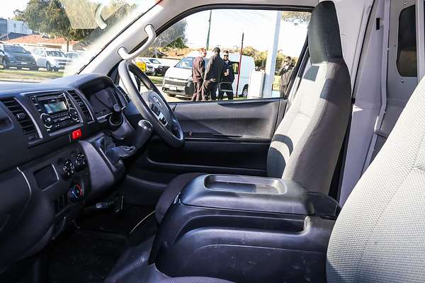 2016 Toyota Hiace KDH201R LWB