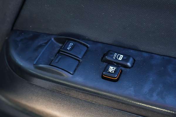 2016 Toyota Hiace KDH201R LWB