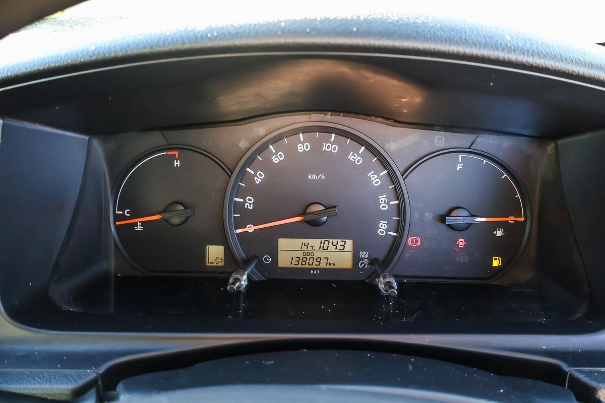 2016 Toyota Hiace KDH201R LWB