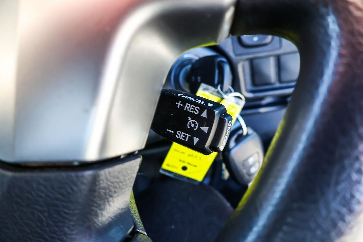 2016 Toyota Hiace KDH201R LWB