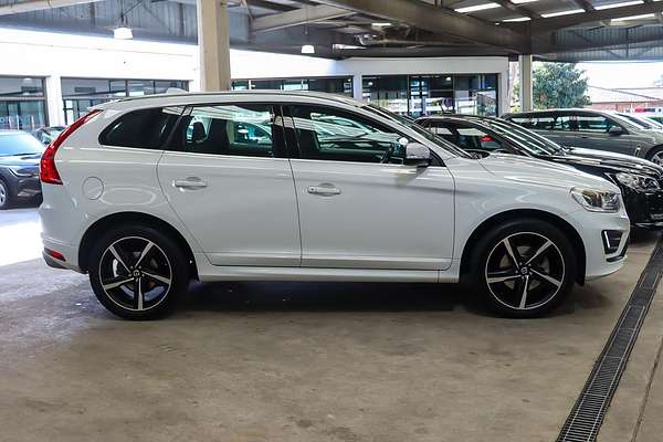 2015 Volvo XC60 D5 R-Design