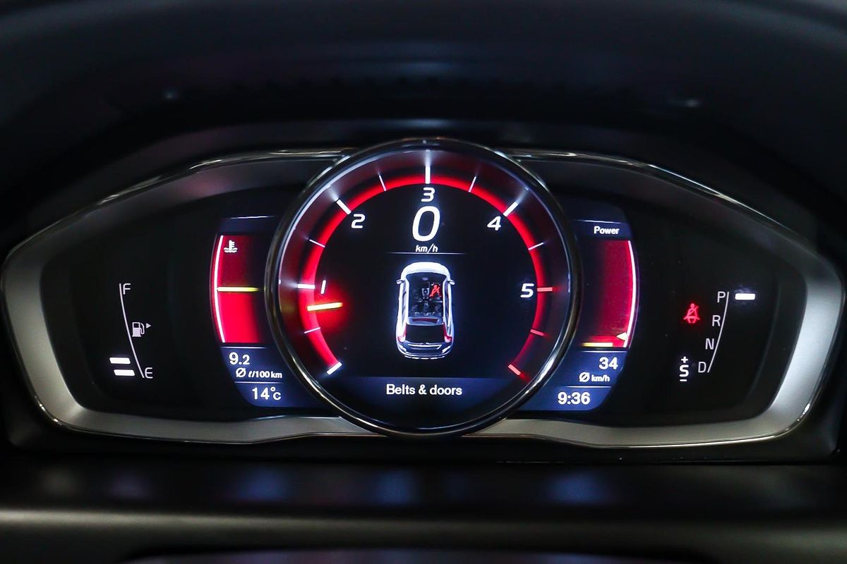 2015 Volvo XC60 D5 R-Design