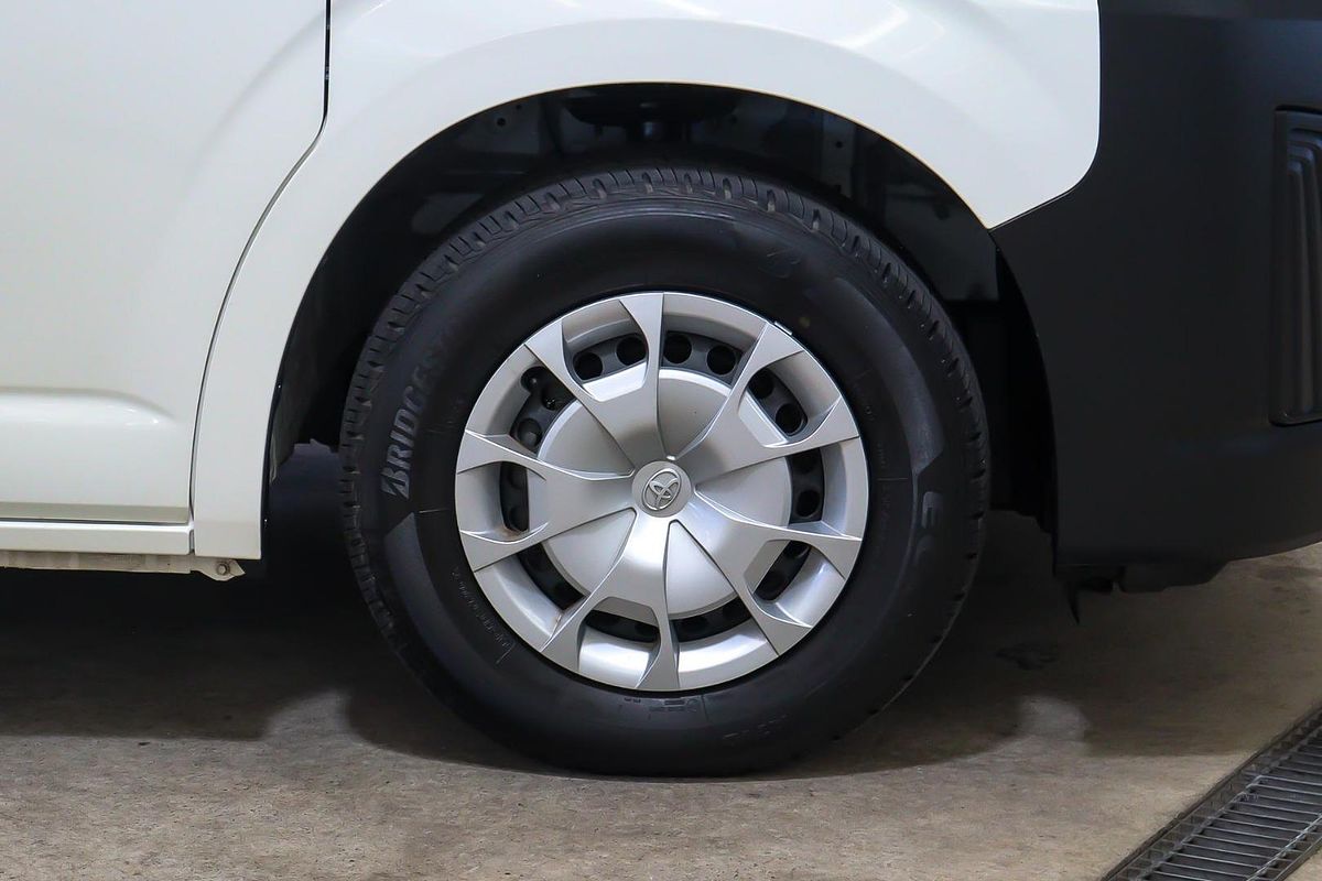2023 Toyota Hiace GDH300R LWB