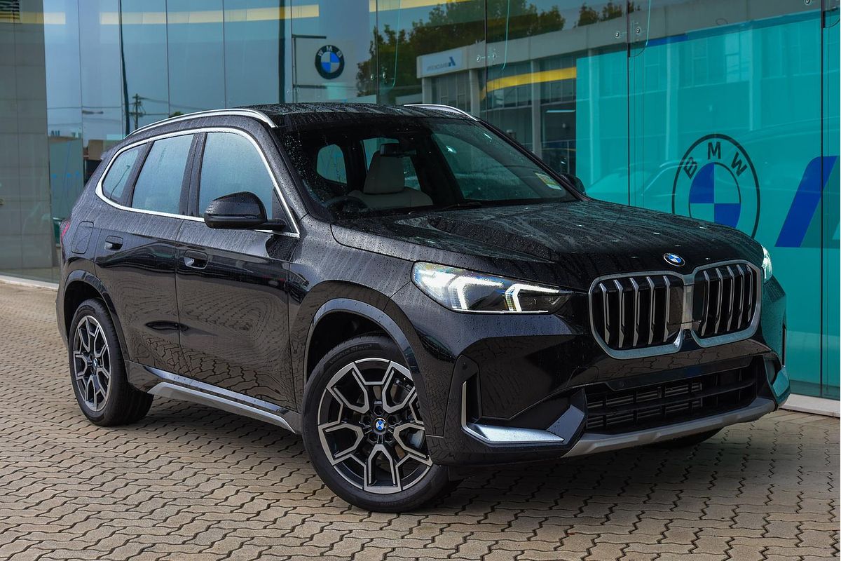 2025 BMW X1 xDrive20i U11