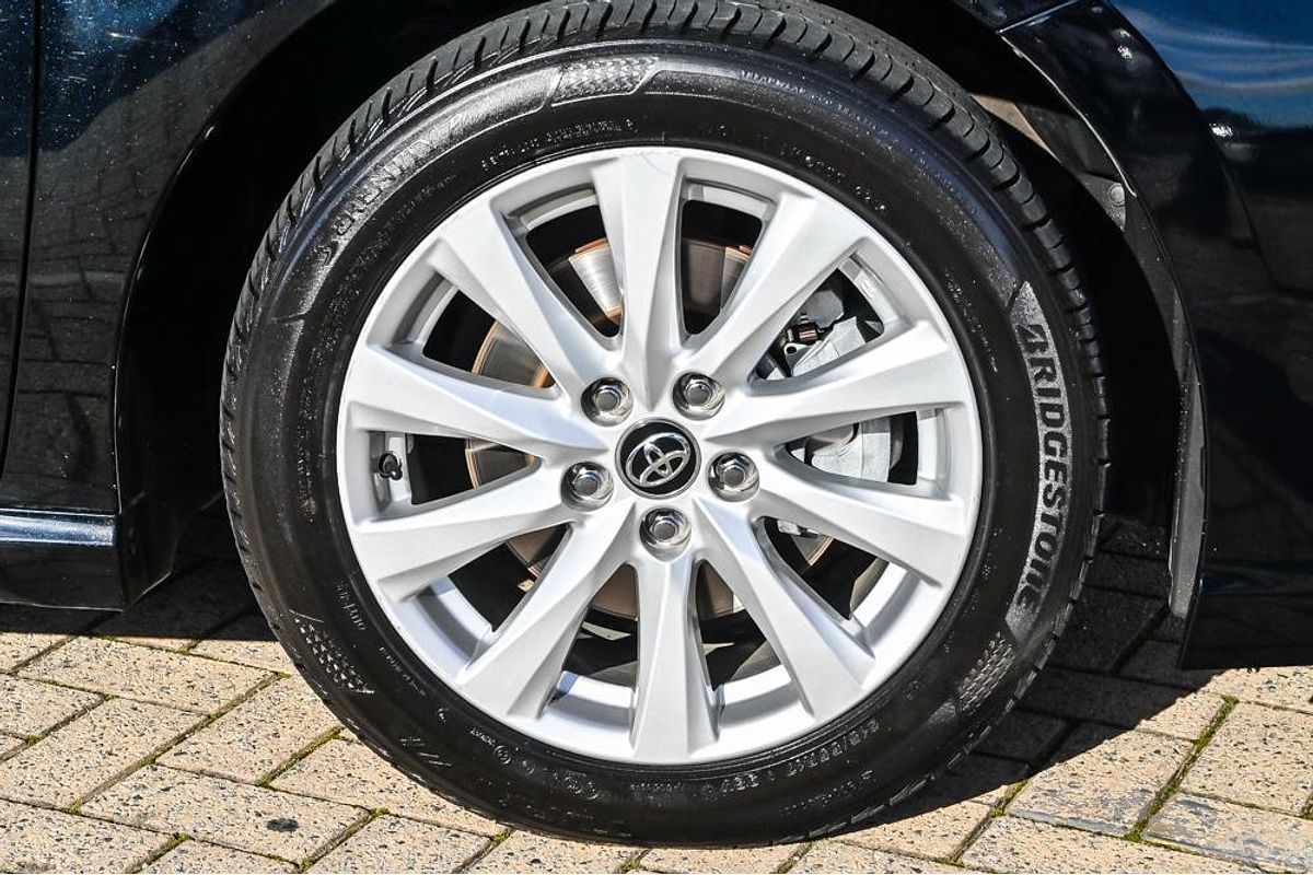 2018 Toyota Camry Ascent Sport AXVH71R