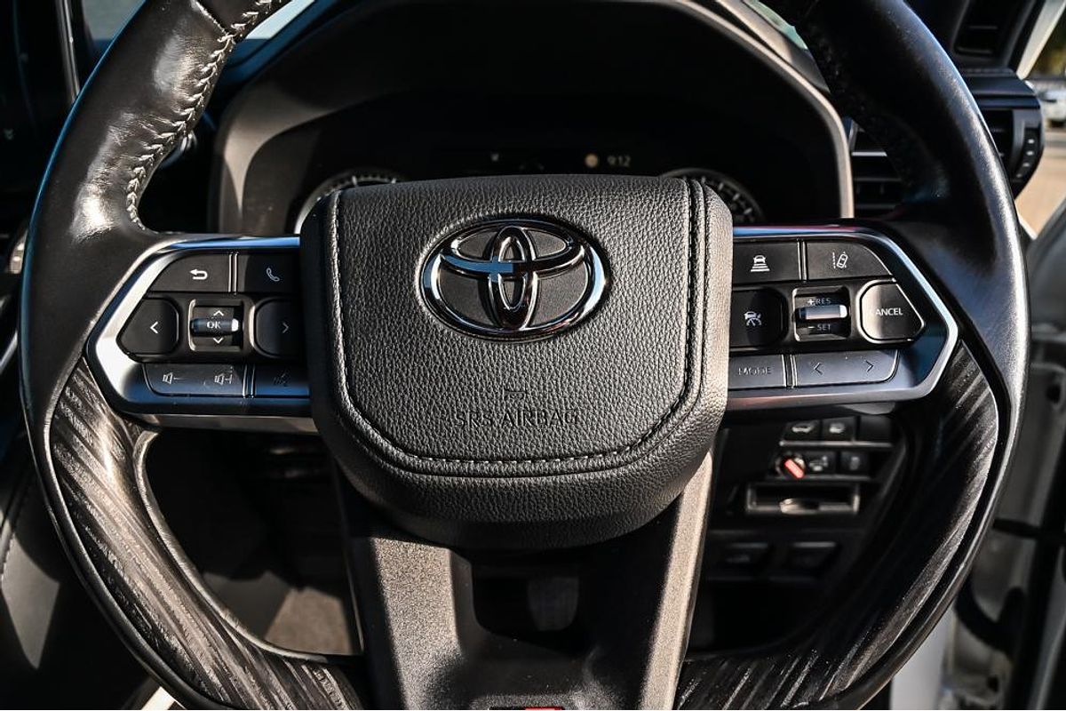 2023 Toyota Landcruiser GR Sport FJA300R
