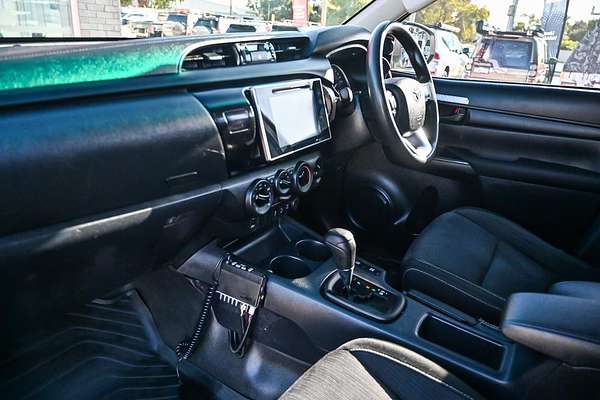 2018 Toyota Hilux SR GUN126R 4X4