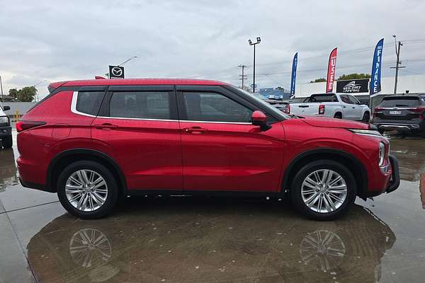 2021 Mitsubishi Outlander ES ZM
