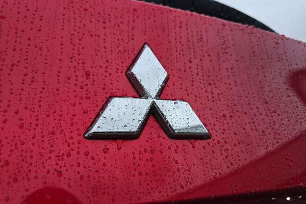 2021 Mitsubishi Outlander ES ZM
