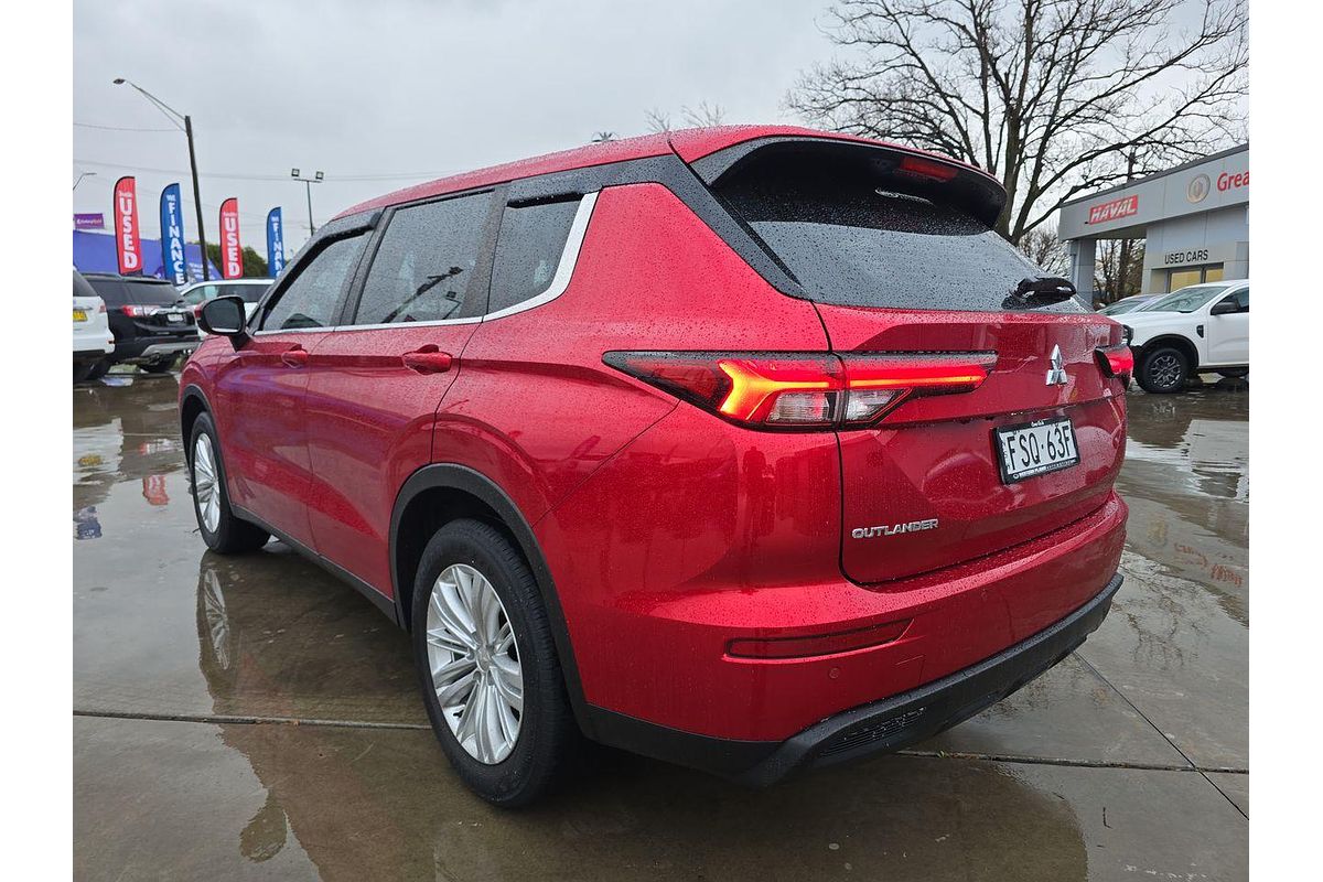 2021 Mitsubishi Outlander ES ZM
