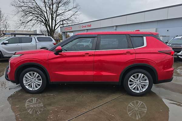 2021 Mitsubishi Outlander ES ZM