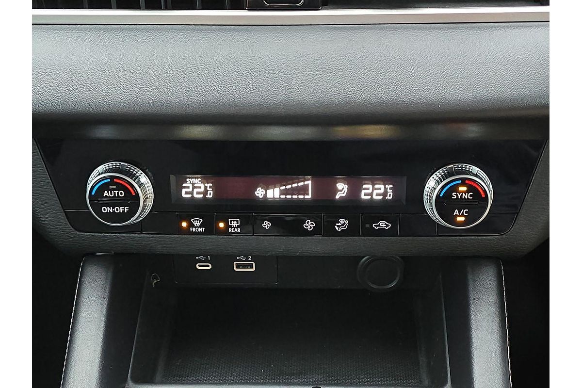 2021 Mitsubishi Outlander ES ZM