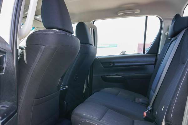 2020 Toyota Hilux SR GUN126R 4X4
