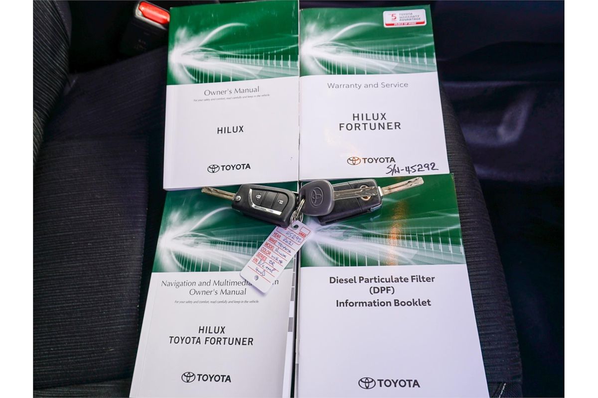 2021 Toyota Hilux SR GUN126R 4X4