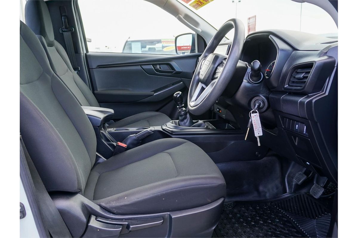 2023 Isuzu D-MAX SX High Ride Rear Wheel Drive