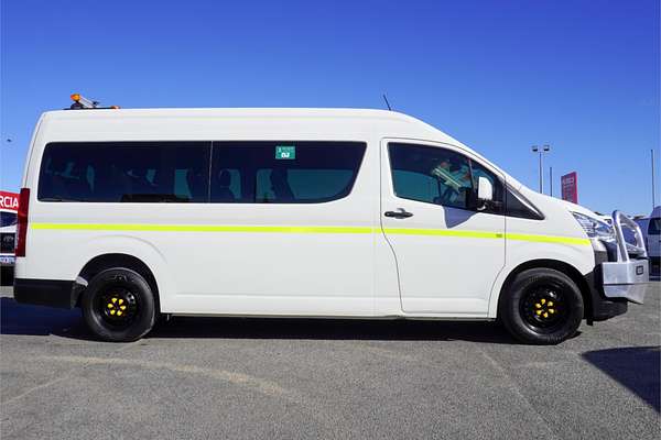 2023 Toyota Hiace Commuter GDH322R