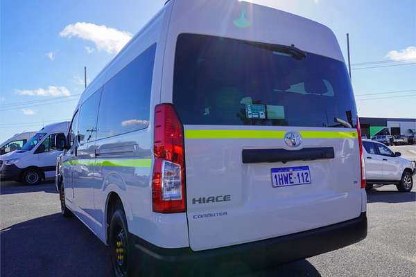 2023 Toyota Hiace Commuter GDH322R
