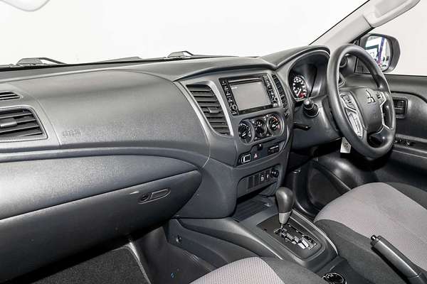 2020 Mitsubishi Triton GLX MR 4X4