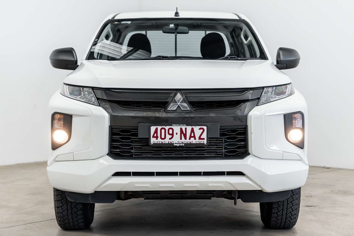2020 Mitsubishi Triton GLX MR 4X4