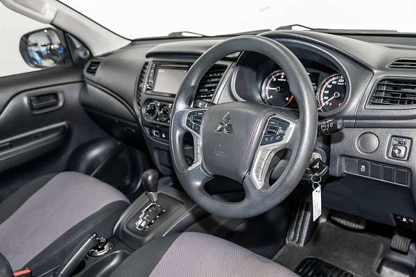 2020 Mitsubishi Triton GLX MR 4X4