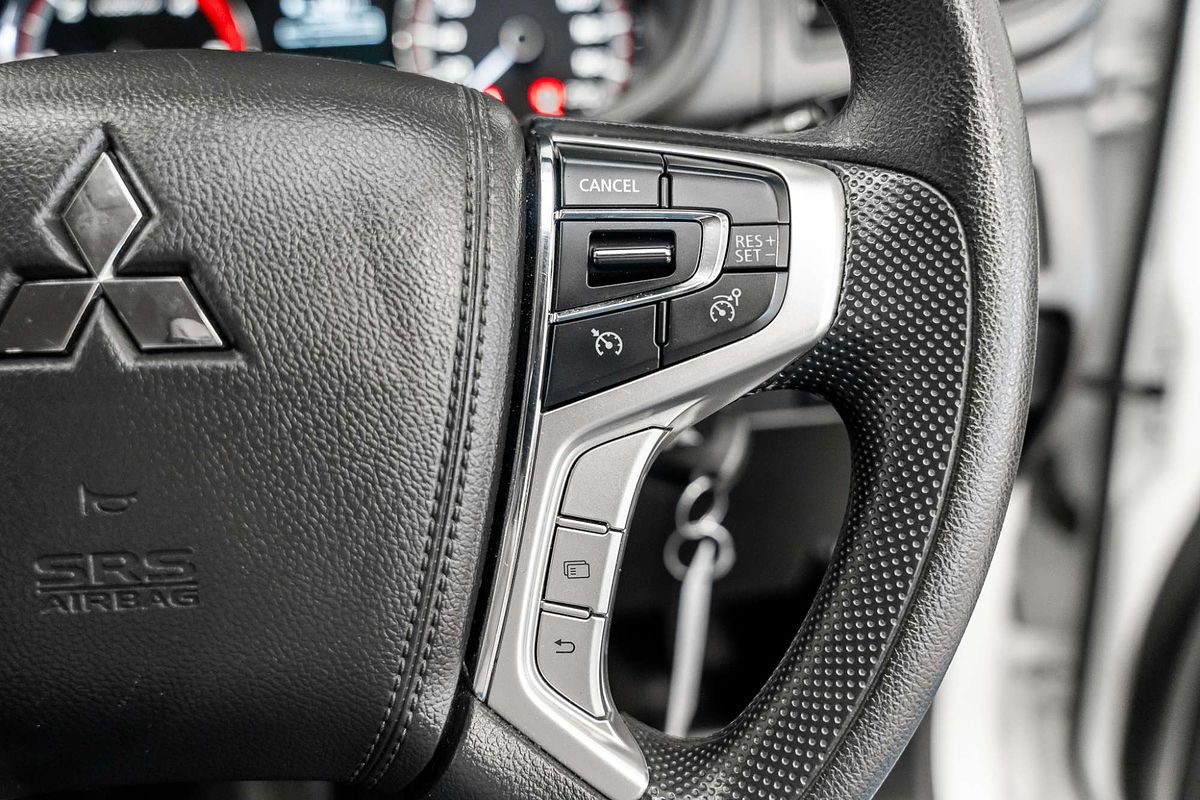 2020 Mitsubishi Triton GLX MR 4X4