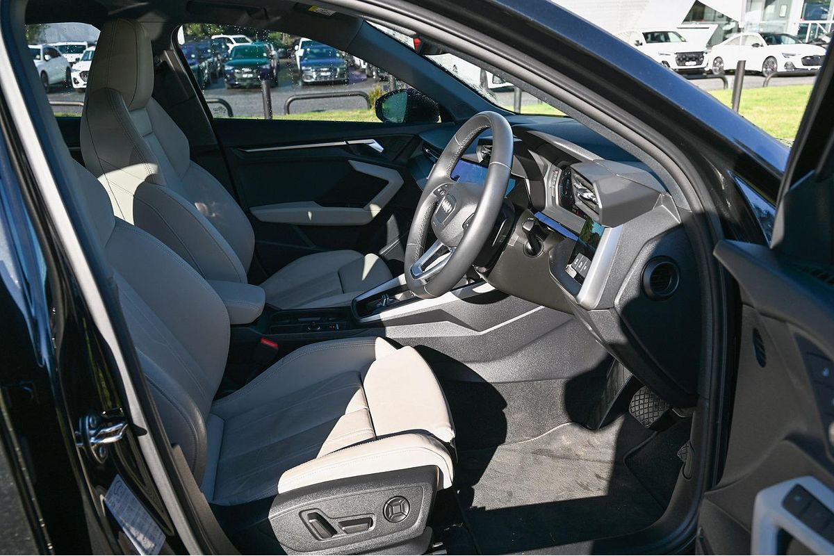 2022 Audi A3 40 TFSI S line GY