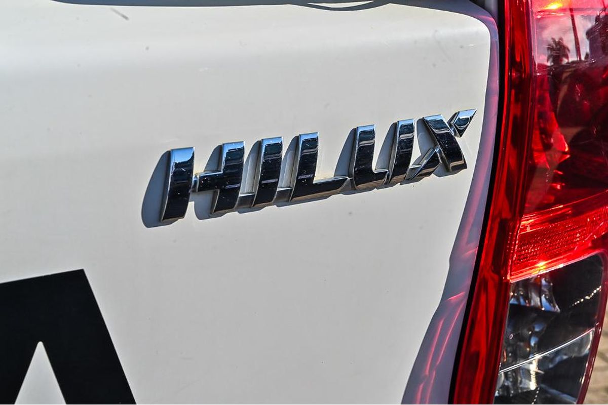 2020 Toyota Hilux SR GUN126R 4X4