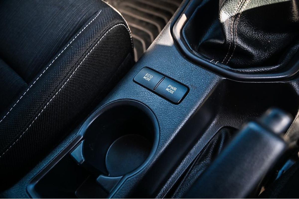 2020 Toyota Hilux SR GUN126R 4X4
