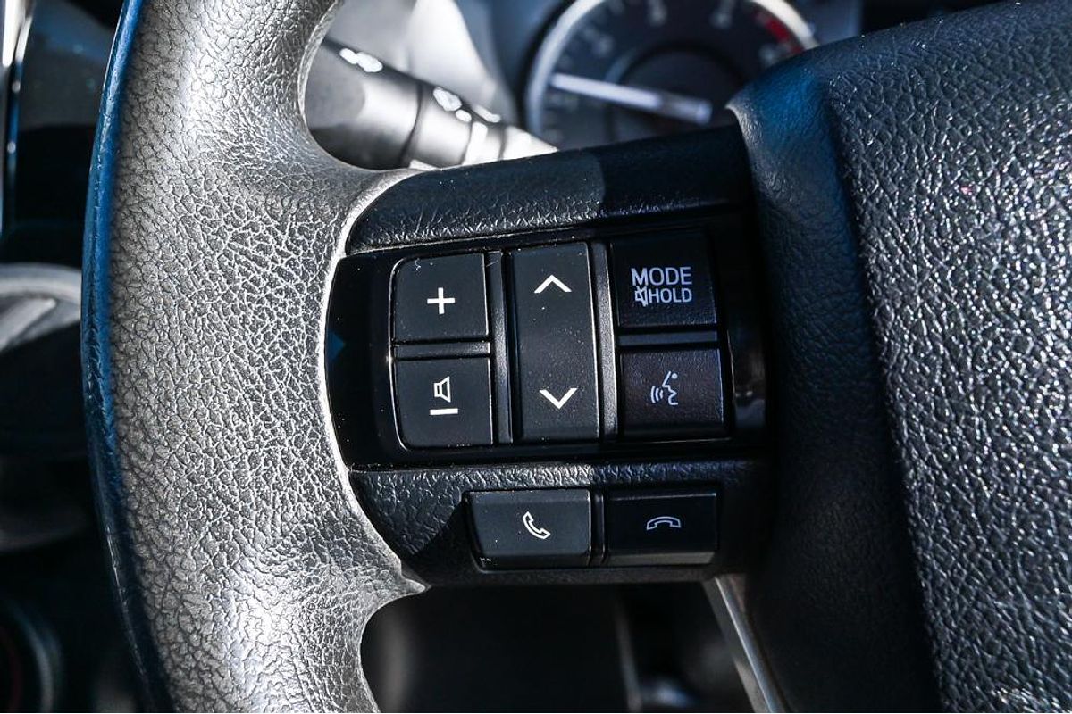 2020 Toyota Hilux SR GUN126R 4X4