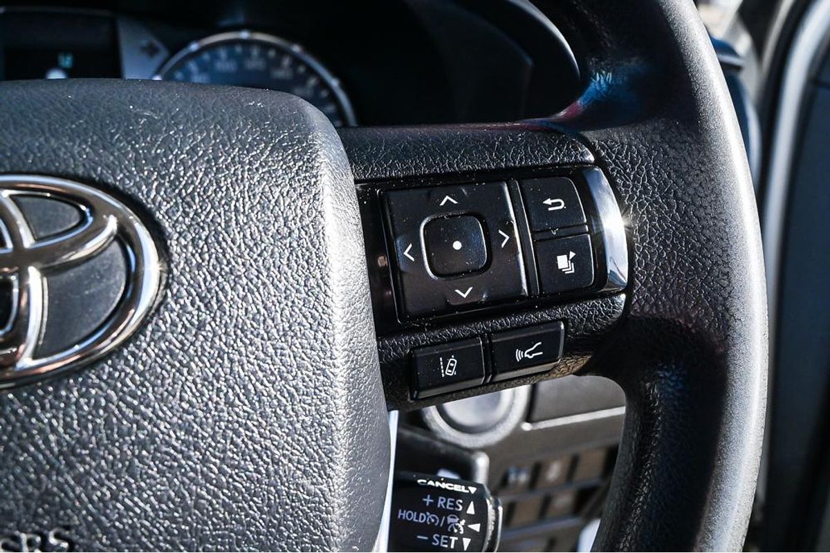 2020 Toyota Hilux SR GUN126R 4X4