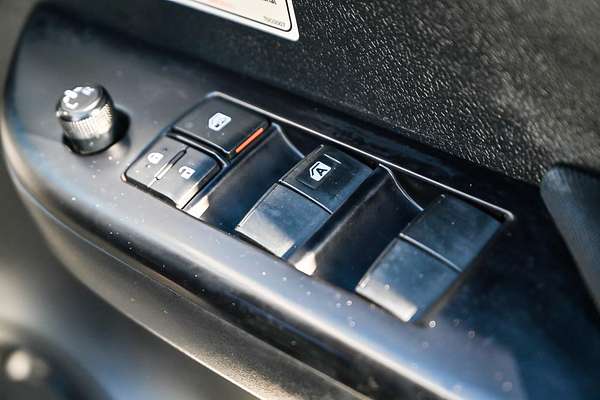 2020 Toyota Hilux SR GUN126R 4X4