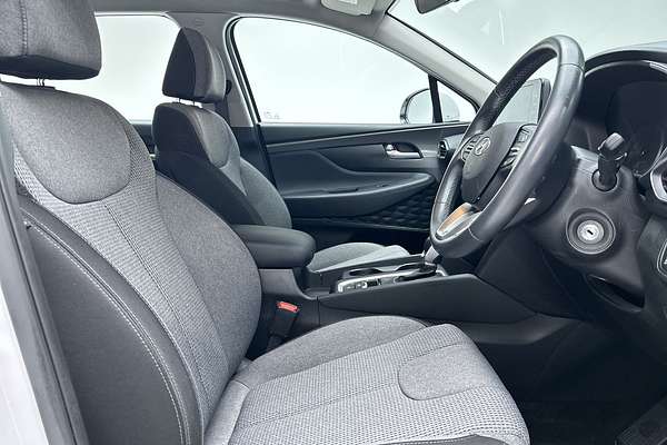 2021 Hyundai Santa Fe Active TM.V3