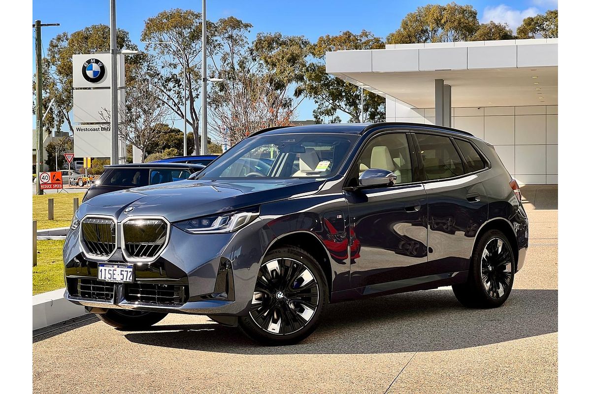 2025 BMW X3 30e xDrive G45