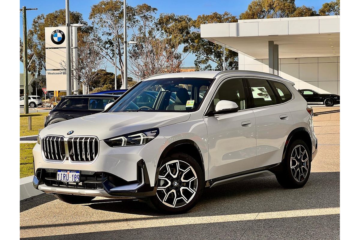 2025 BMW X1 sDrive18i U11
