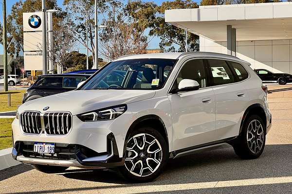 2025 BMW X1 sDrive18i U11