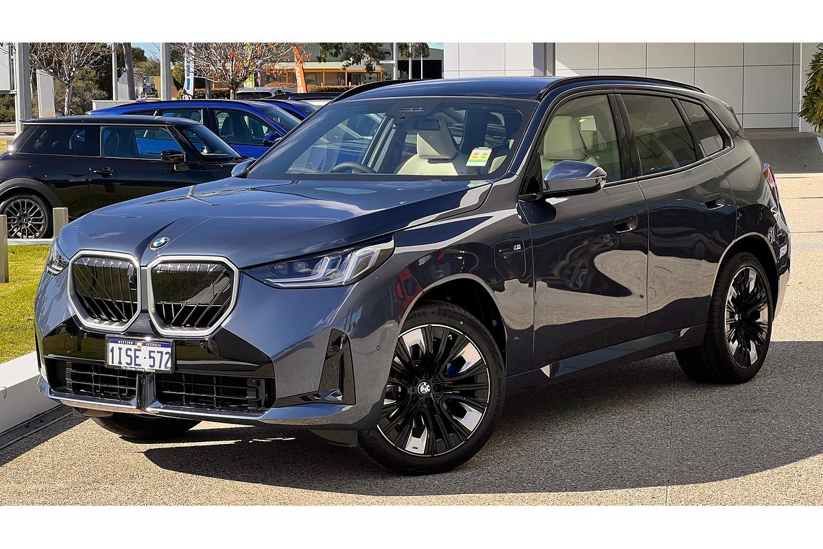 2025 BMW X3 30e xDrive G45