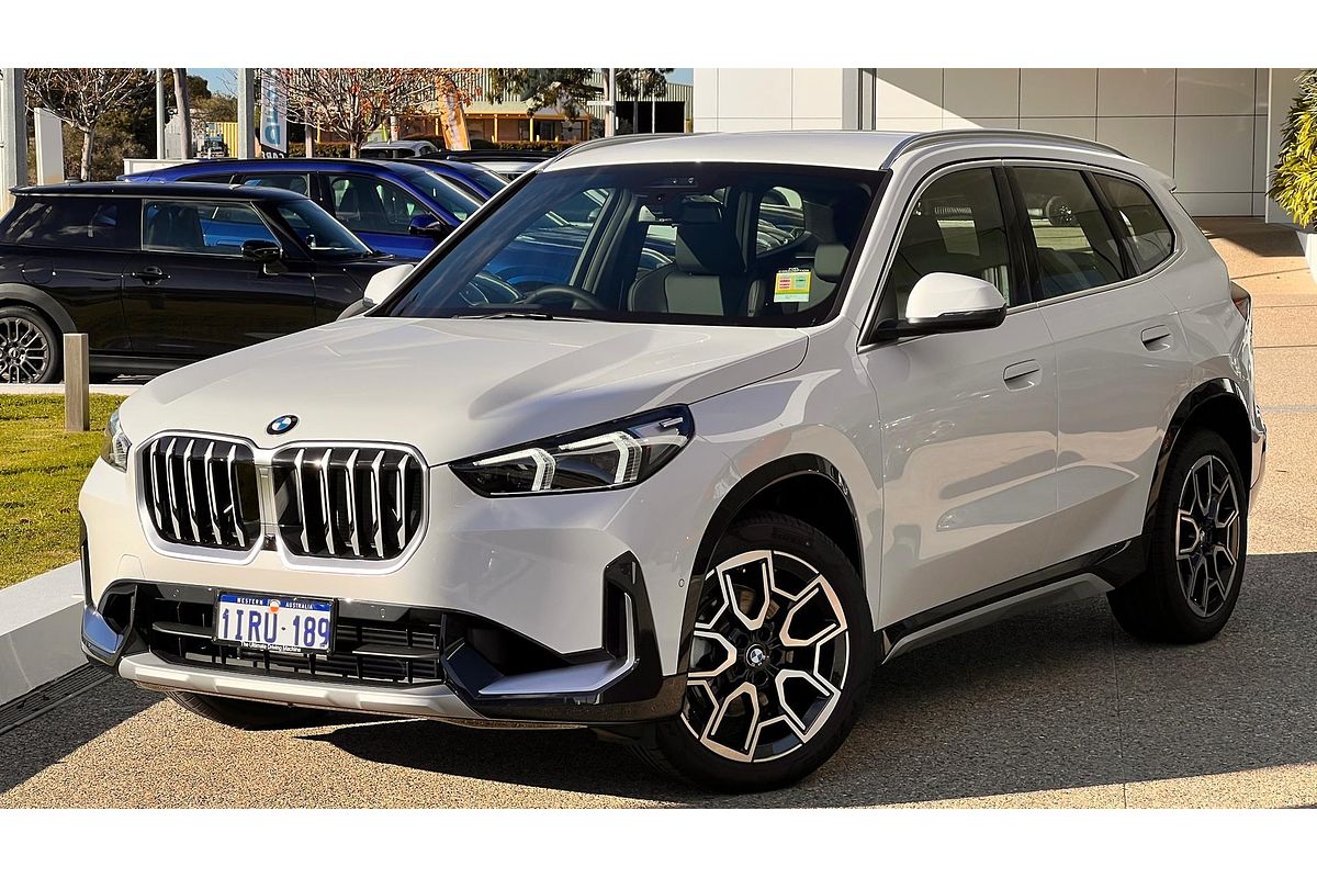 2025 BMW X1 sDrive18i U11
