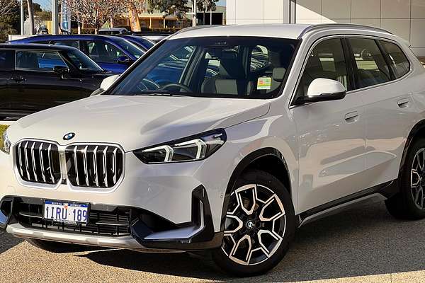 2025 BMW X1 sDrive18i U11