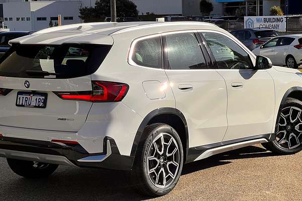 2025 BMW X1 sDrive18i U11