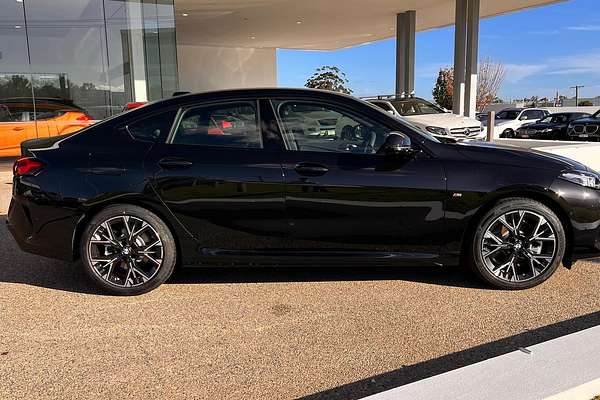 2025 BMW 2 Series 220 M Sport F74