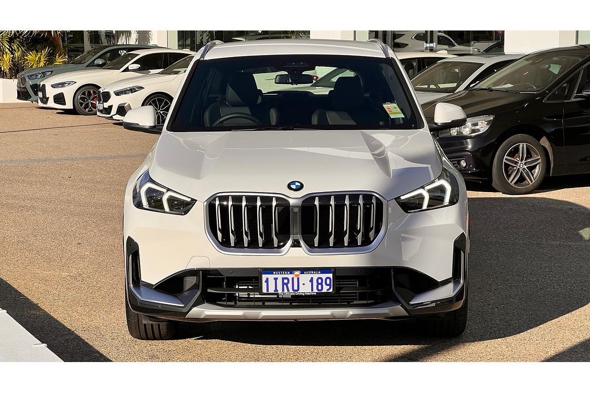 2025 BMW X1 sDrive18i U11