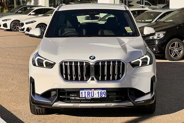 2025 BMW X1 sDrive18i U11